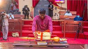 Makinde presents N294.5bn 2022 Budget to Oyo Assembly 